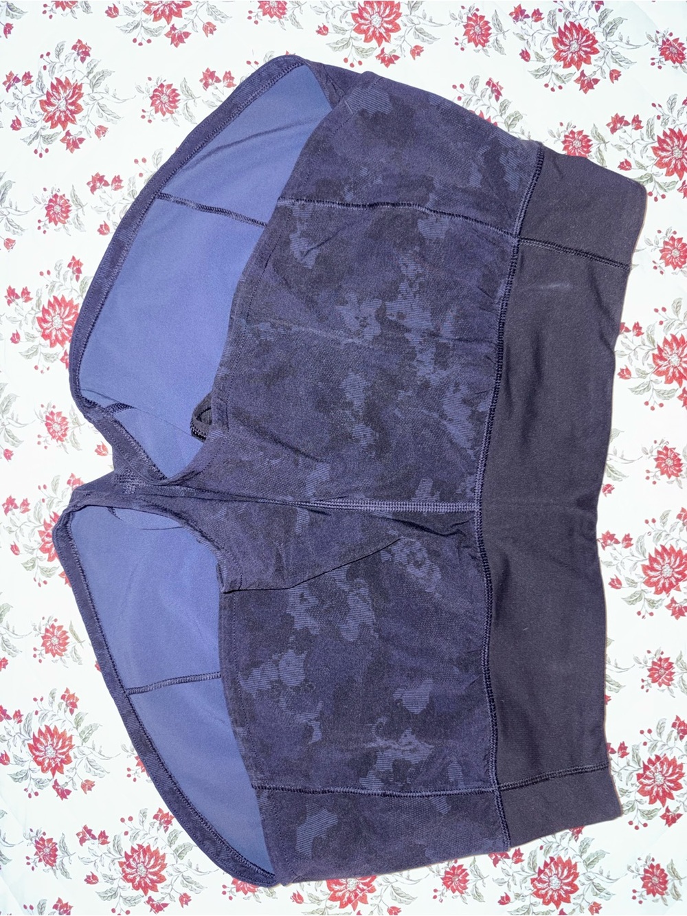 Lululemon Navy Blue Low Rise Athletic Shorts Sz 4